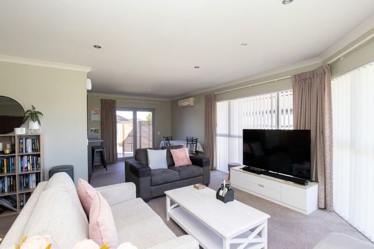 Photo of property in 27 Benner Drive, Ngatea, 3503