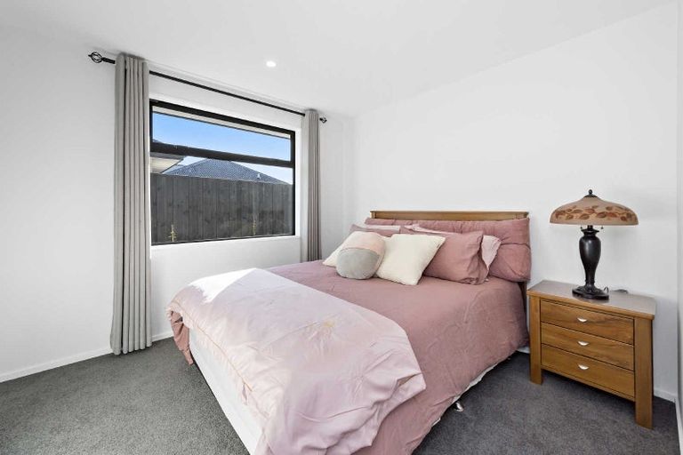 Photo of property in 11 Tulett Park Drive, Casebrook, Christchurch, 8051