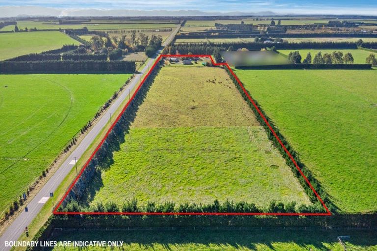 Photo of property in 714 Courtenay Road, Charing Cross, Christchurch, 7671