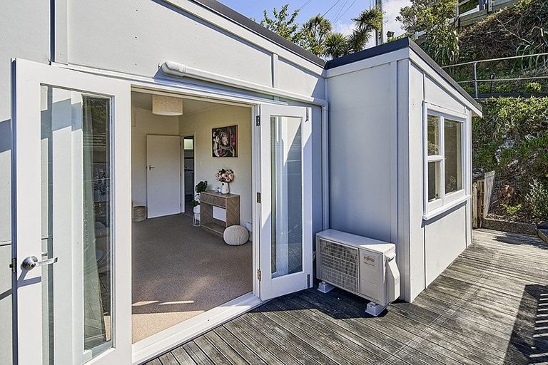 Photo of property in 10 Dominion Park Street, Johnsonville, Wellington, 6037