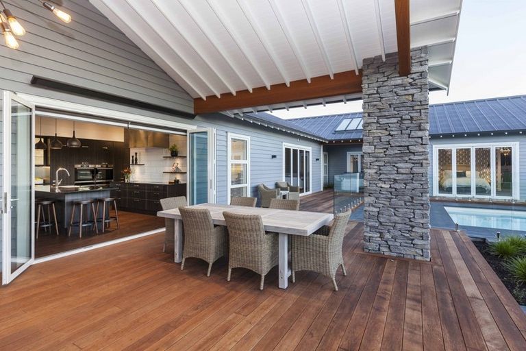 Photo of property in 25 Hawthornden Road, Avonhead, Christchurch, 8042