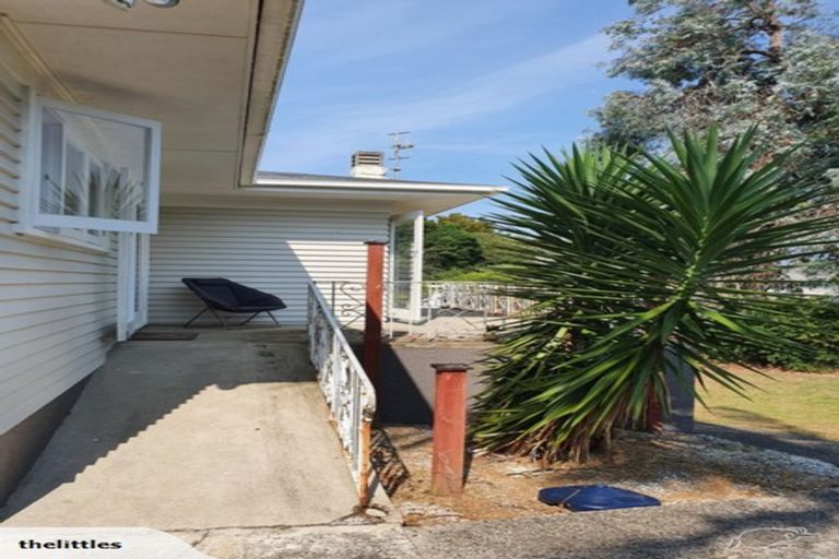 Photo of property in 8 Mcmillan Avenue, Te Kamo, Whangarei, 0112