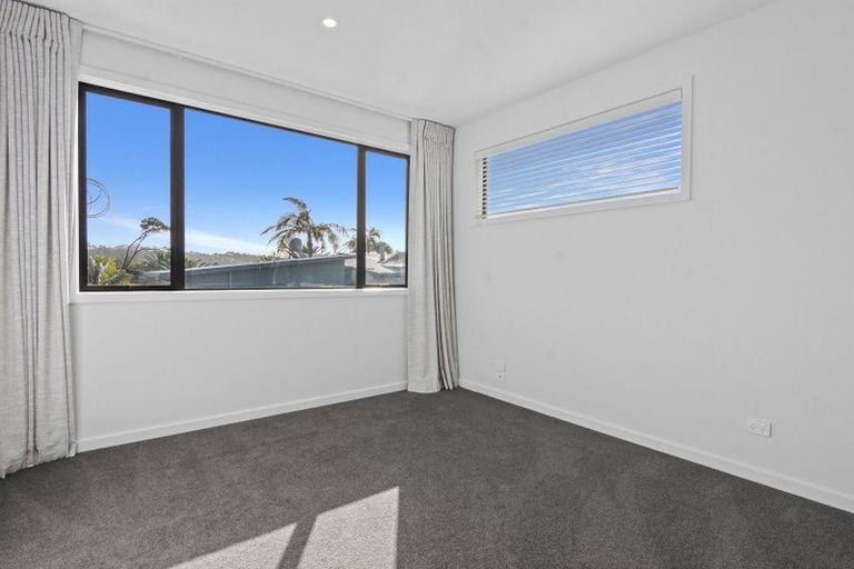 Photo of property in 5 Waipuia Place, Greenhithe, Auckland, 0632