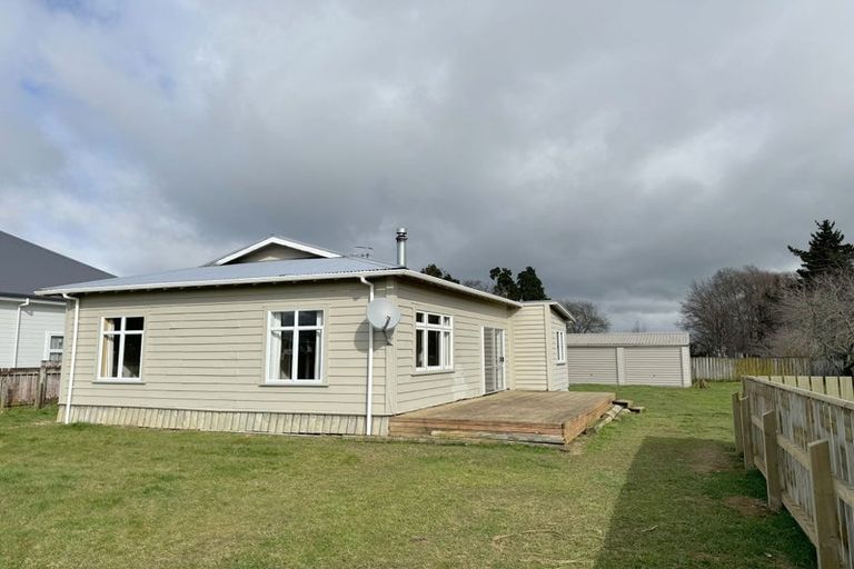 Photo of property in 9 Mathew Street, Dannevirke, 4930