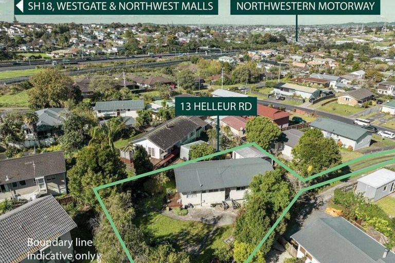 Photo of property in 13 Helleur Road, Massey, Auckland, 0614