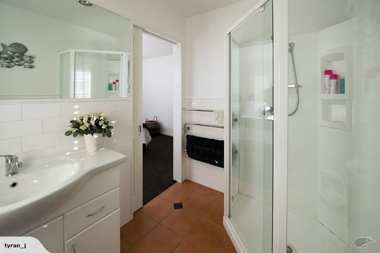 Photo of property in 12 Parade Court, Addington, Christchurch, 8024