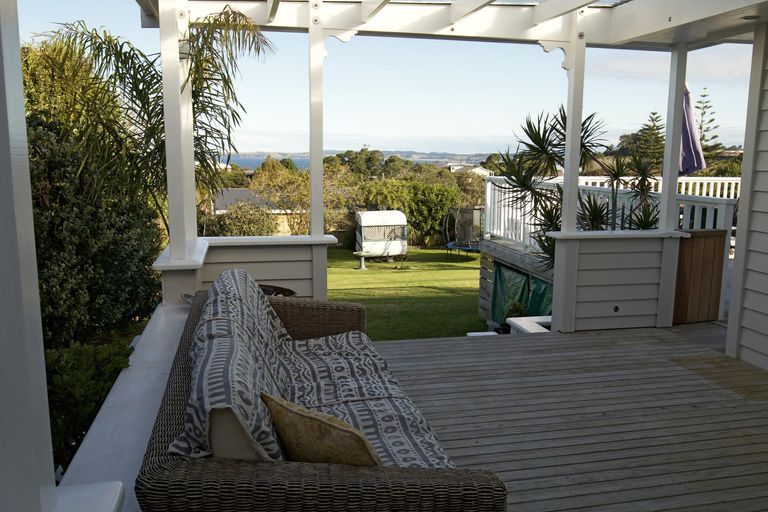 Photo of property in 9 Sea View Road, Leigh, Warkworth, 0985