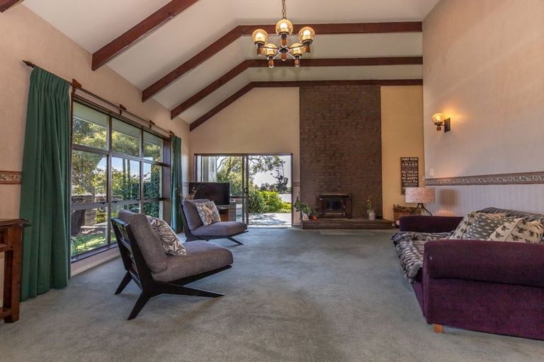 Photo of property in 27 Orowaiti Road, Westport, 7825