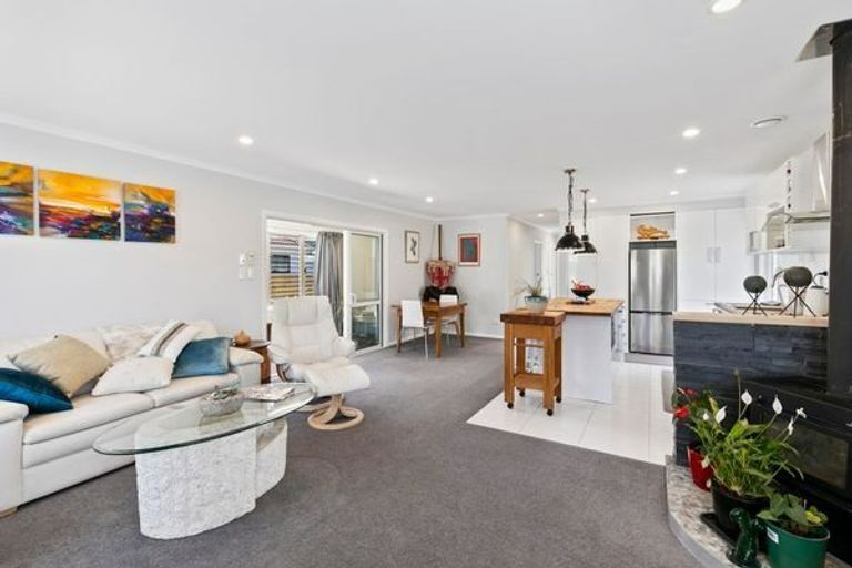 Photo of property in 60 Konini Street, Wainuiomata, Lower Hutt, 5014