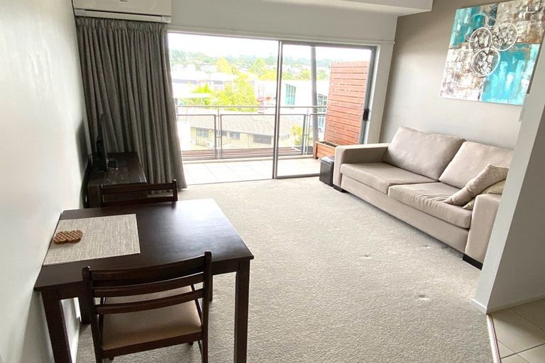 Photo of property in Albany Central, 16a/210 Dairy Flat Highway, Albany, Auckland, 0632