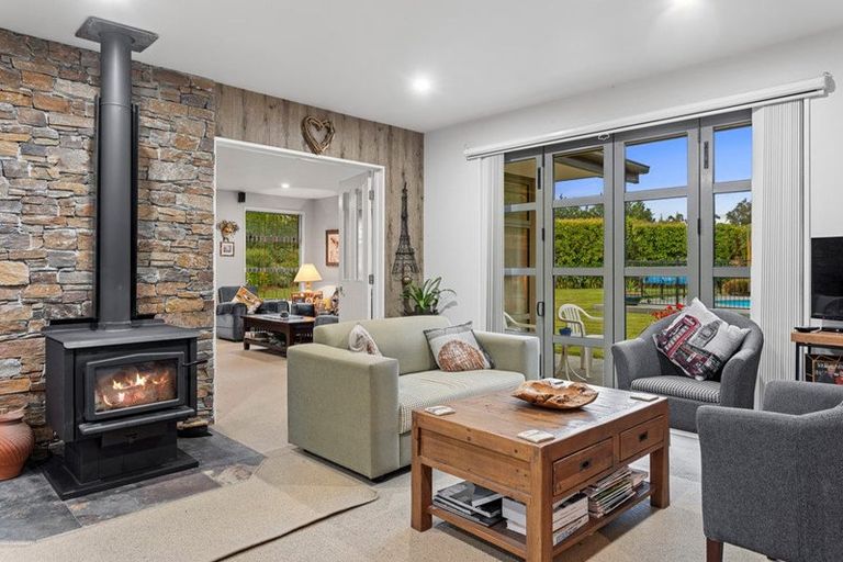 Photo of property in 900 Loburn Whiterock Road, Loburn, Rangiora, 7472