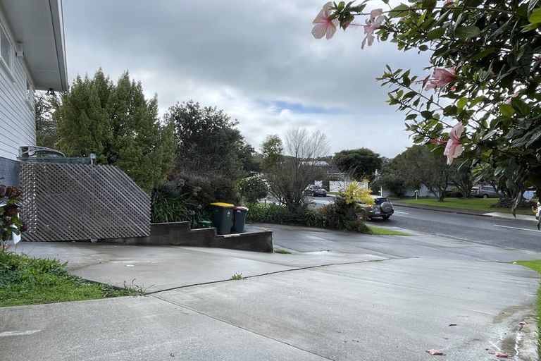 Photo of property in 70 Angelo Avenue, Howick, Auckland, 2014