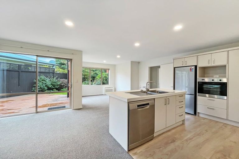 Photo of property in 42b Lindsay Street, St Albans, Christchurch, 8014