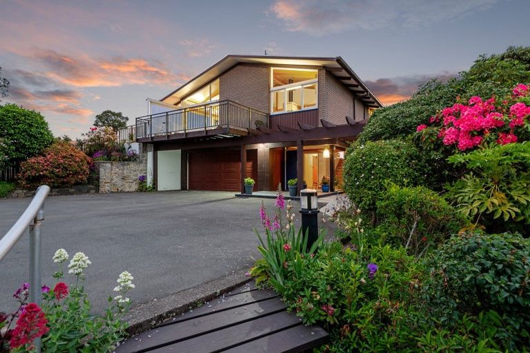 Photo of property in 51a Dyers Pass Road, Cashmere, Christchurch, 8022