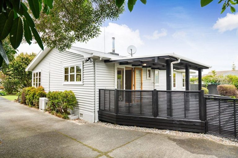 Photo of property in 98 East Street, Feilding, 4702