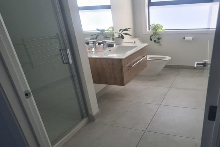 Photo of property in 32 Union Drive, Papamoa, 3118