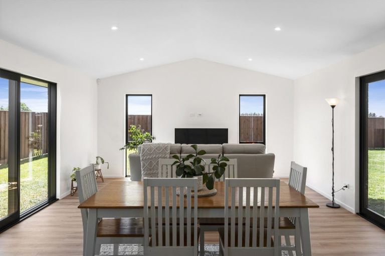 Photo of property in 52 Eric Crozier Road, Darfield, 7571