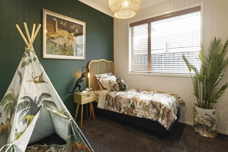 Photo of property in 7 Livingstone Place, Rangiora, 7400