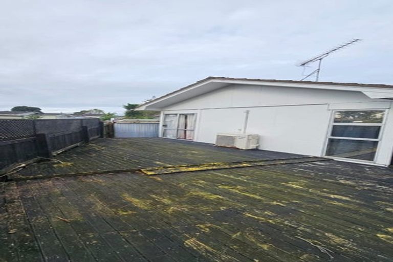 Photo of property in 19 Sandrine Avenue, Clover Park, Auckland, 2019