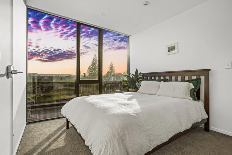 Photo of property in 102/1 Buscomb Avenue, Henderson, Auckland, 0610