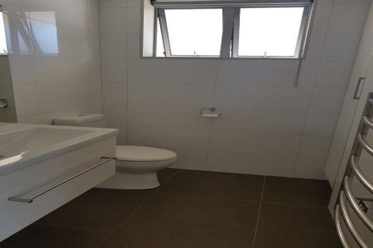 Photo of property in 4/23 Clare Road, St Albans, Christchurch, 8014