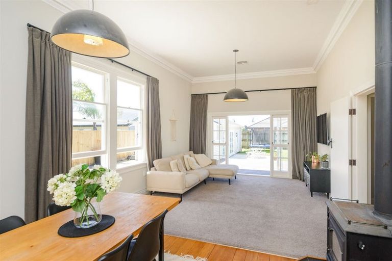 Photo of property in 17 Perrin Place, Kelvin Grove, Palmerston North, 4414