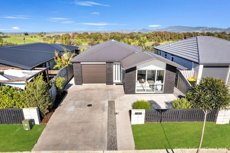 Photo of property in 46 Union Drive, Papamoa, 3118