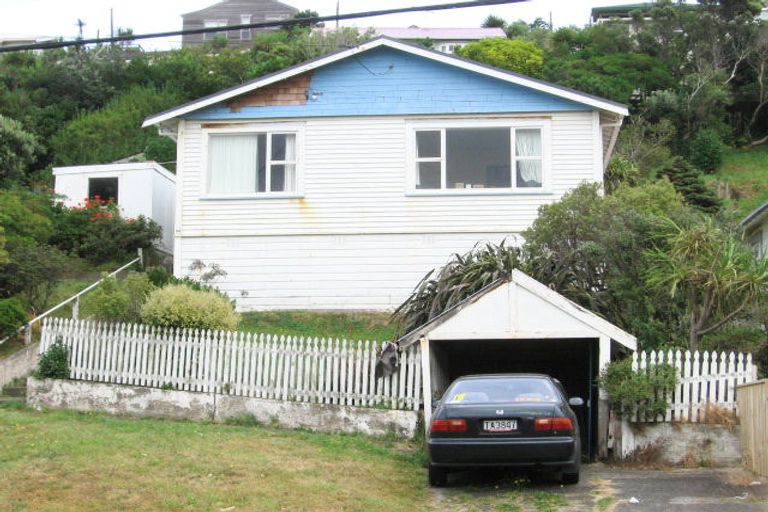 Photo of property in 94 Eden Street, Island Bay, Wellington, 6023