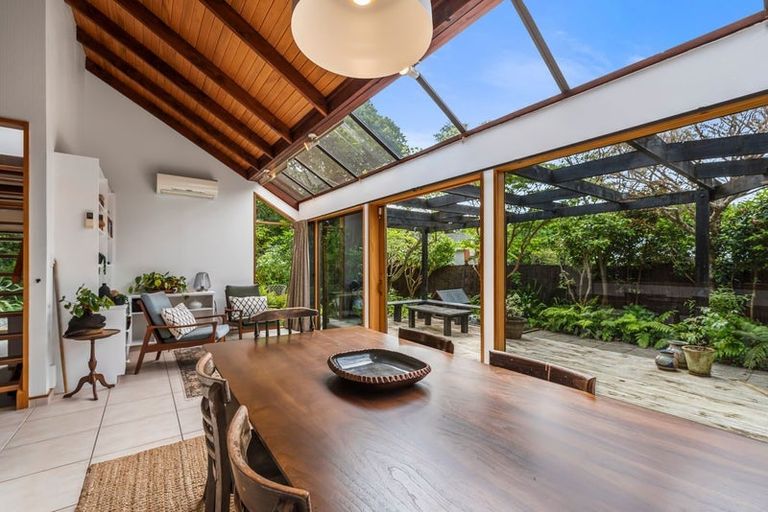 Photo of property in 7 Hurunui Street, Waikanae, 5036