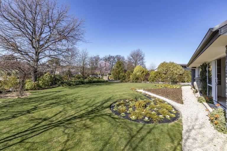 Photo of property in 72 Oakgrove Drive, Rangiora, 7400