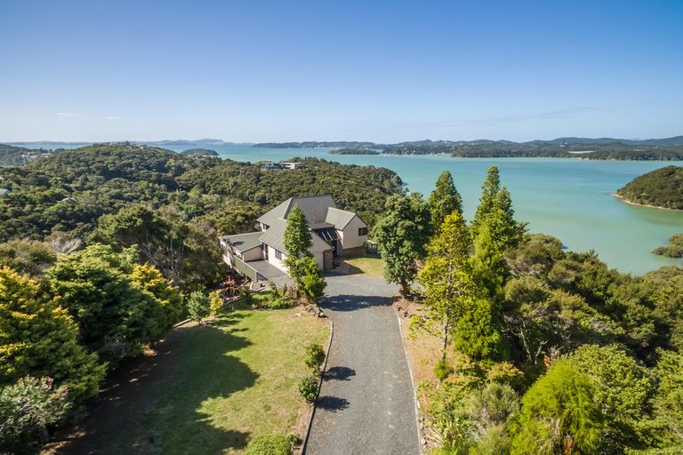 Photo of property in 119 Te Haumi Drive, Paihia, 0200