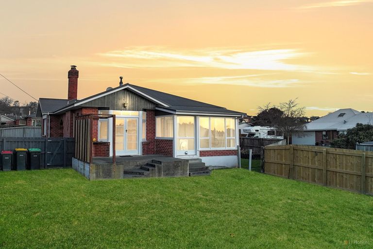 Photo of property in 33 Ashbury Avenue, Waimataitai, Timaru, 7910