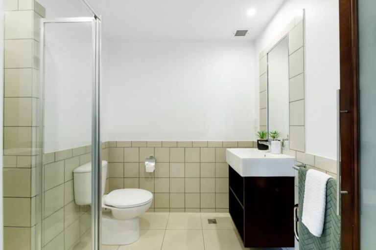 Photo of property in 2-06/424 Maunganui Road, Mount Maunganui, 3116