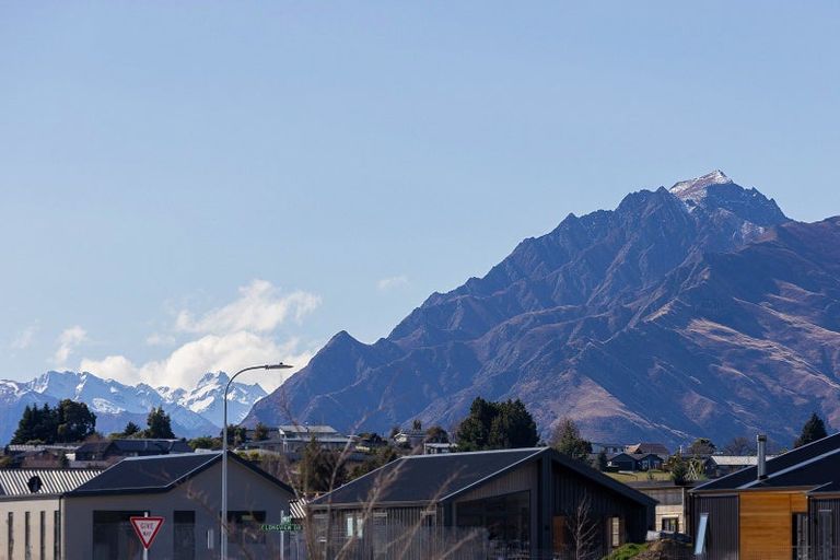 Photo of property in Domain Road, Lake Hawea, 9382