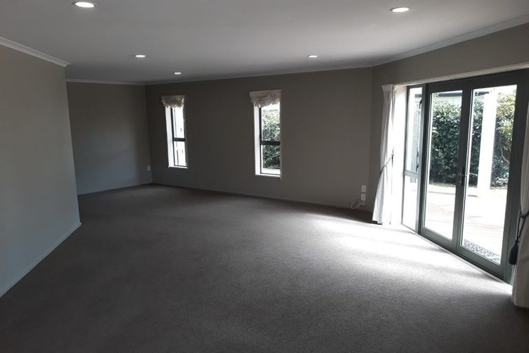 Photo of property in 250 Kingsbury Avenue, Rangiora, 7400