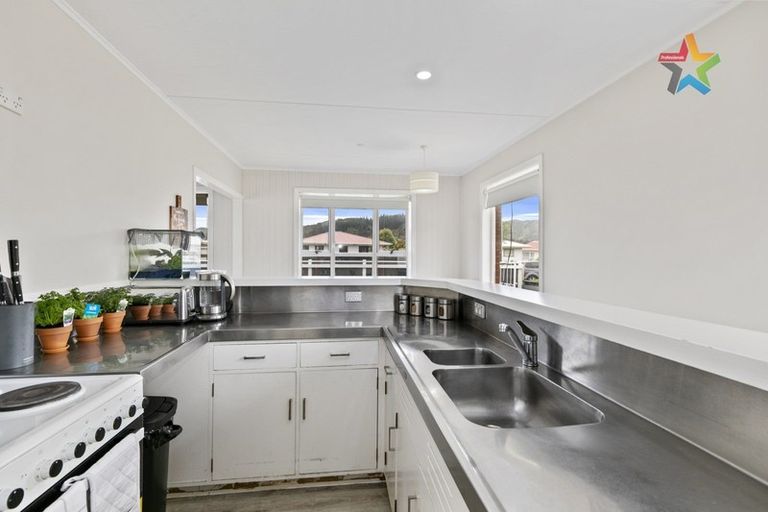 Photo of property in 71 Karamu Crescent, Wainuiomata, Lower Hutt, 5014