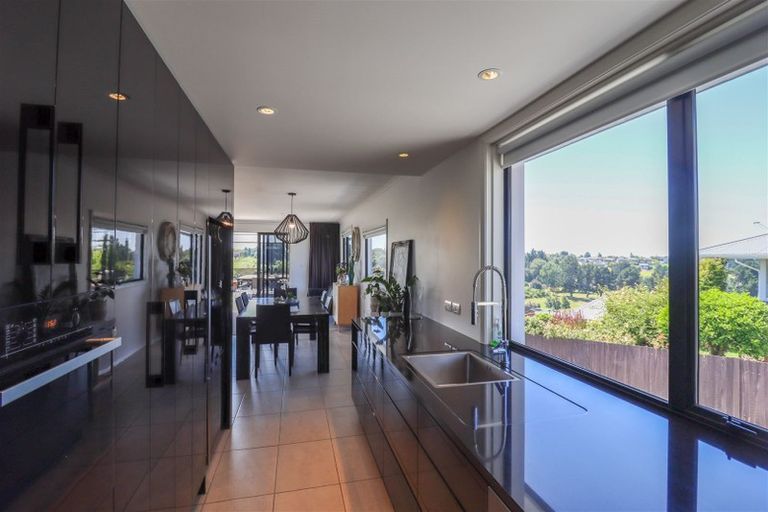 Photo of property in 219 Douglas Street, Highfield, Timaru, 7910