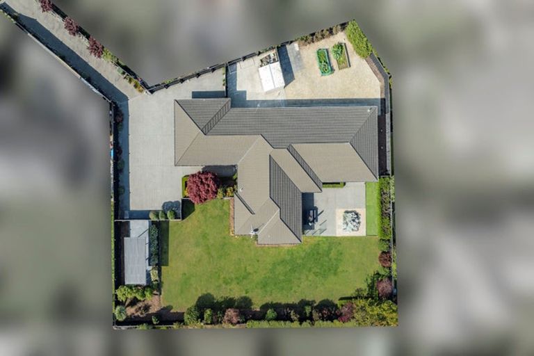 Photo of property in 15 Kingsley Place, Rolleston, 7614