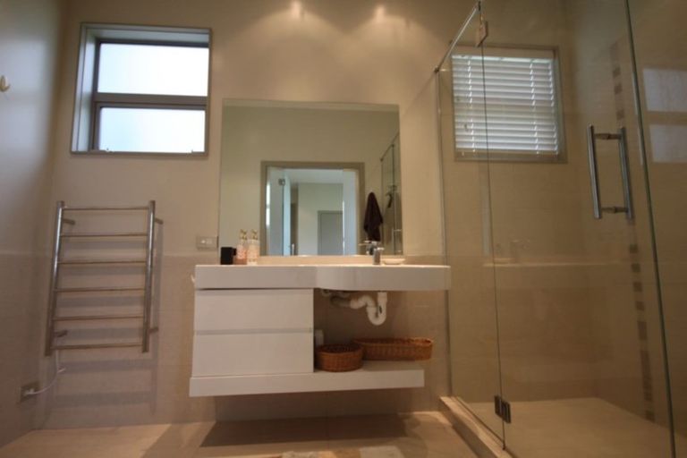 Photo of property in 11 Panorama Parade, Pauanui, Hikuai, 3579