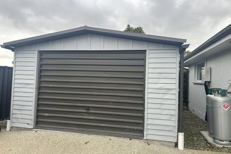 Photo of property in 16a Pine Crescent, Hargest, Invercargill, 9810