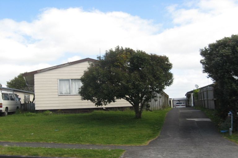 Photo of property in 18 Burundi Avenue, Clendon Park, Auckland, 2103