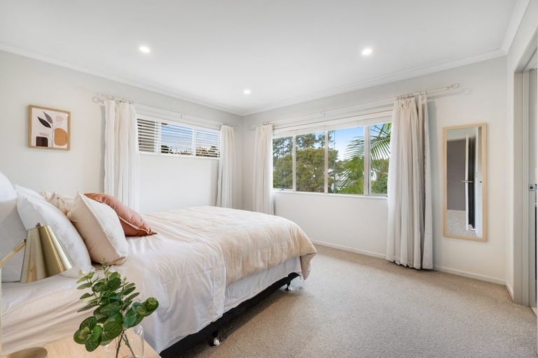 Photo of property in 131 Baverstock Road, Flat Bush, Auckland, 2016