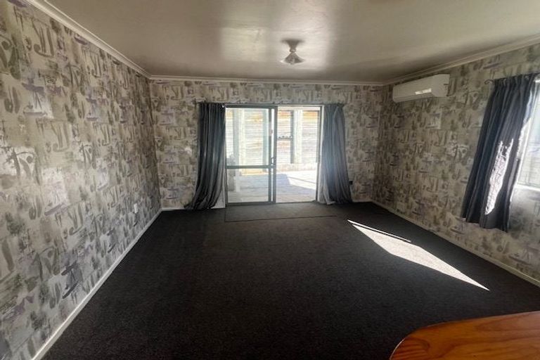 Photo of property in 166 Molesworth Street, New Plymouth, 4312