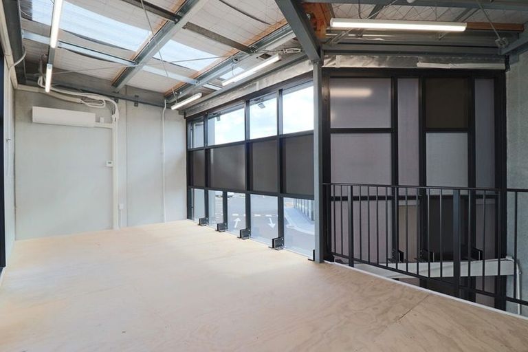 Photo of property in 1/36 Takanini Road, Takanini, 2112