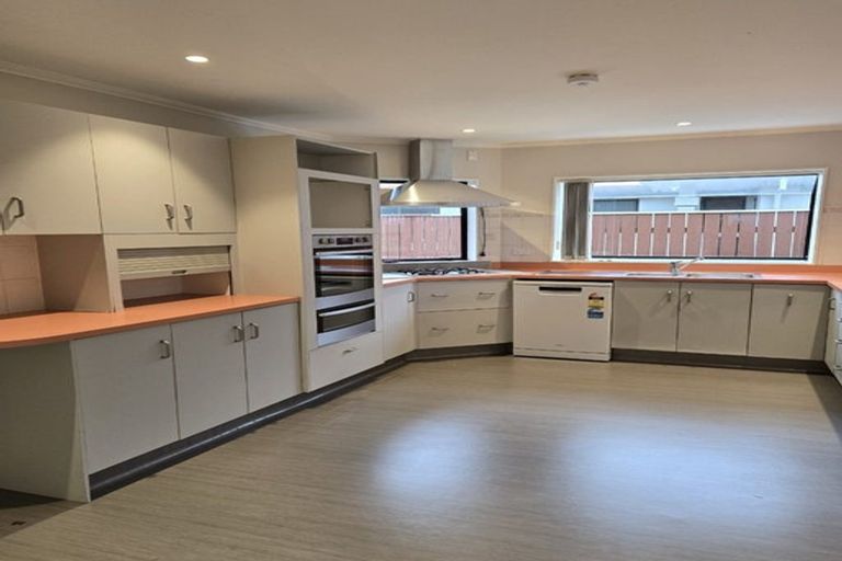 Photo of property in 65 Cedar Drive, Paraparaumu Beach, Paraparaumu, 5032