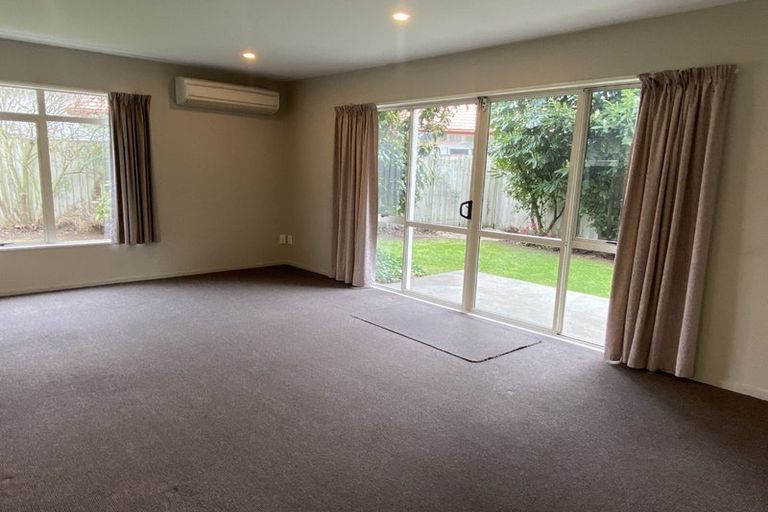 Photo of property in 35 Parade Court, Addington, Christchurch, 8024