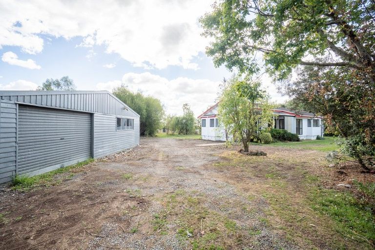 Photo of property in 765 Makerua Road, Tokomaru, Palmerston North, 4474
