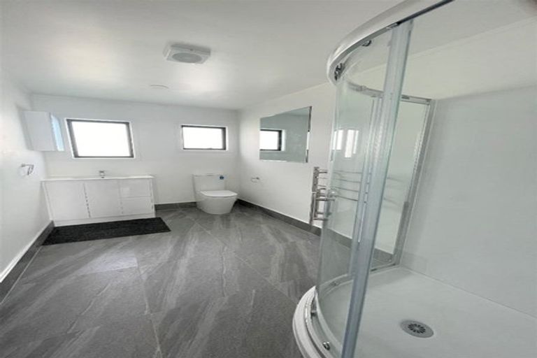 Photo of property in 2/58 Henwood Road, Mangere East, Auckland, 2024