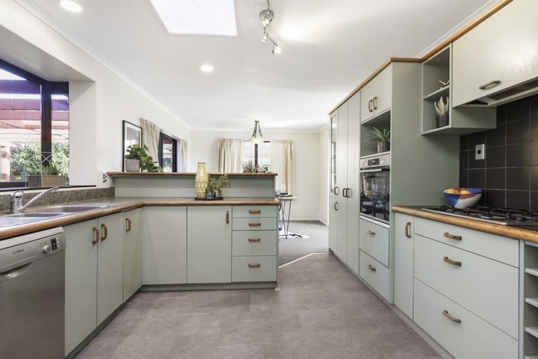 Photo of property in 40 Keswick Crescent, Huntington, Hamilton, 3210