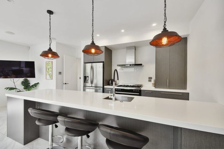 Photo of property in 90a Poulson Street, Addington, Christchurch, 8024